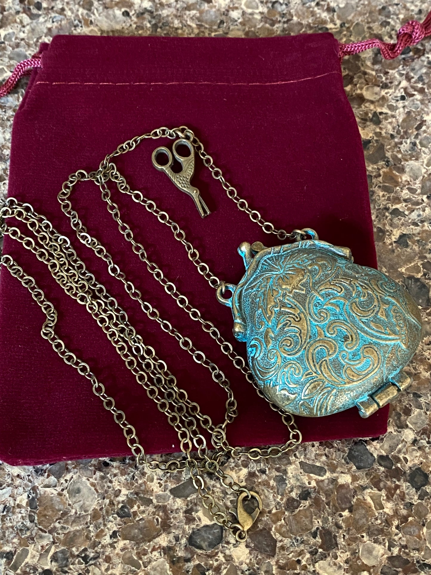 Needlekeep Necklace