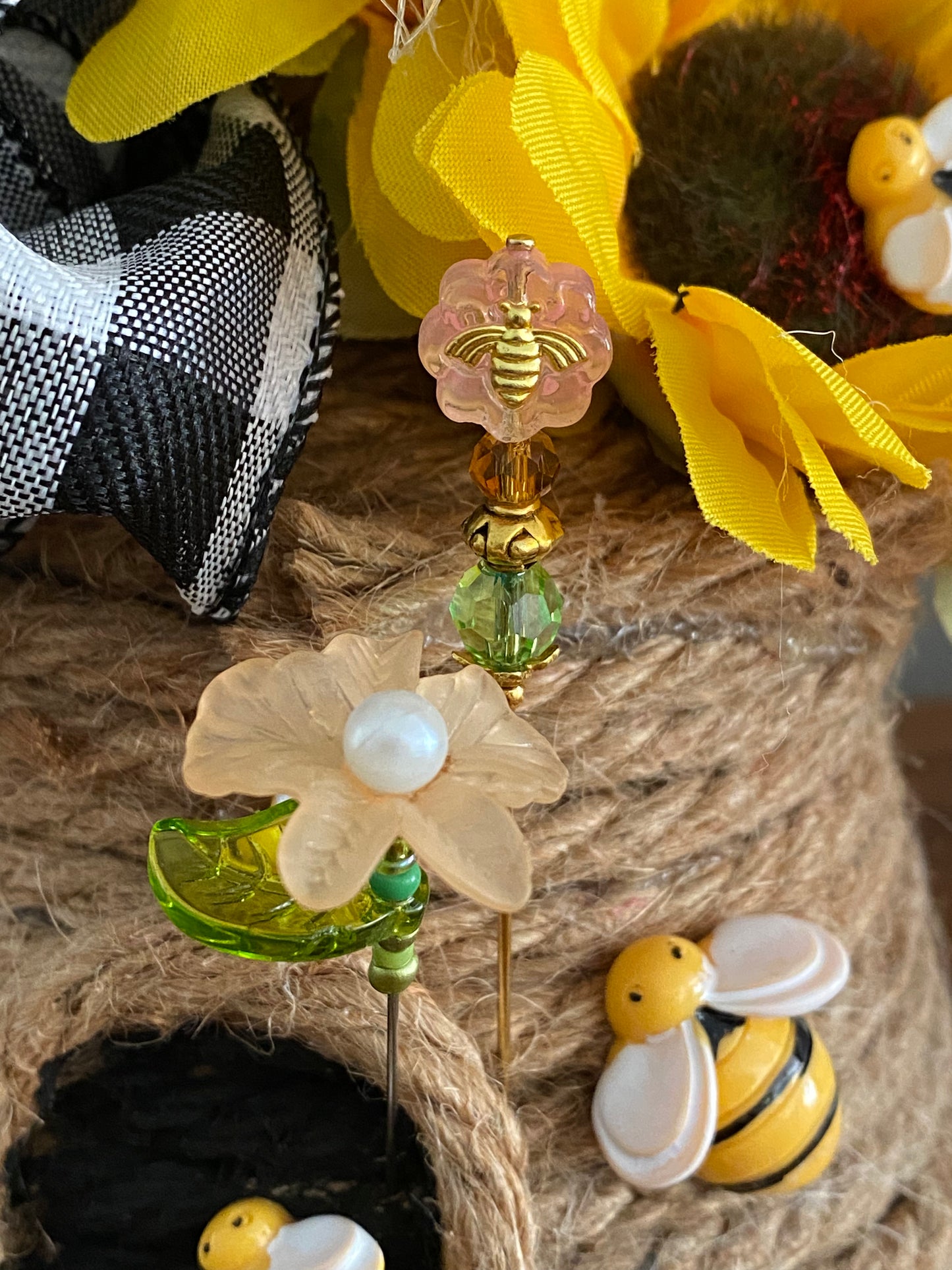 “Nectar & Pollen" Charmed Counting Pins